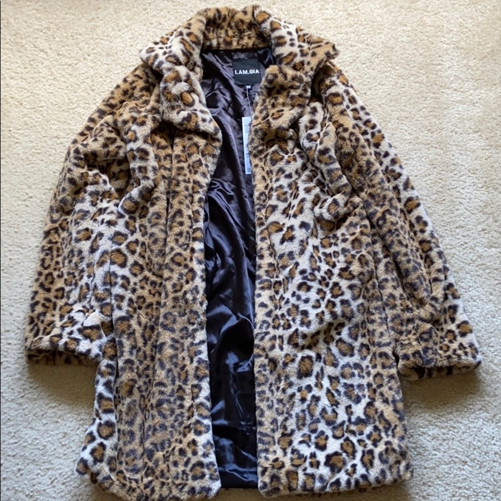 I Am Gia leopard coat